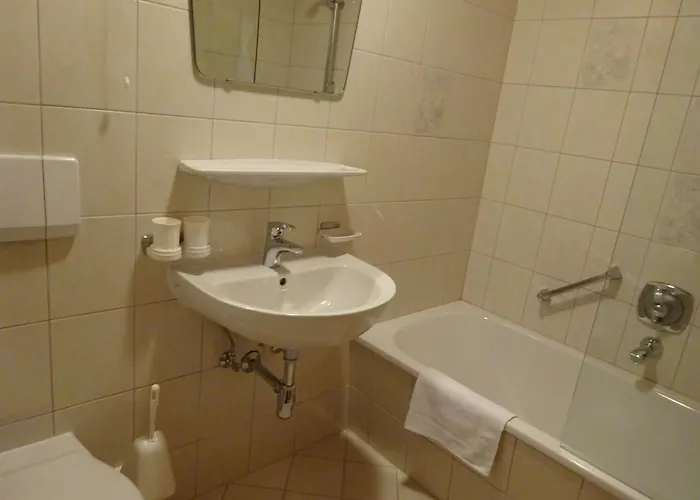 Nocleg ze śniadaniem Loeberbauer 3*